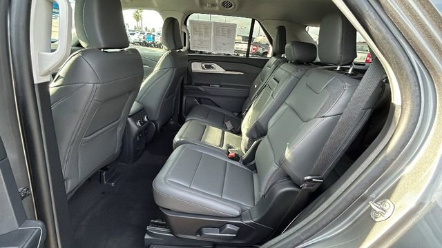 Certified 2025 Ford Explorer Active w/ Active Comfort Package image 17