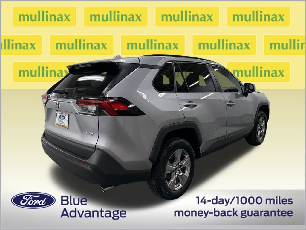 Used 2023 Toyota RAV4 XLE image 5