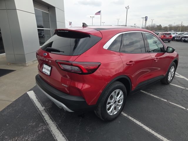 Certified 2023 Ford Escape Active AWD/4WD image 3