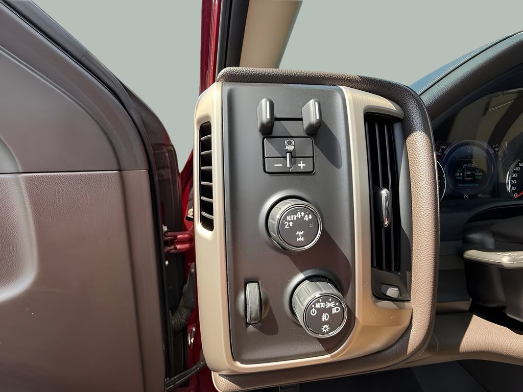 Used 2018 GMC Sierra 1500 Denali w/ Denali Ultimate Package AWD/4WD image 18