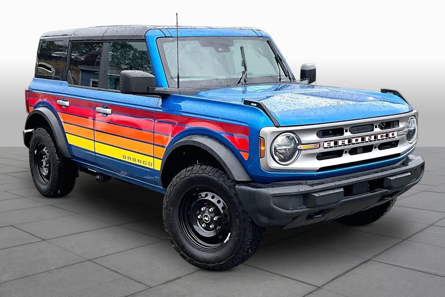 Certified 2026 Ford Bronco Big Bend w/ Free Wheeling Package AWD/4WD image 3
