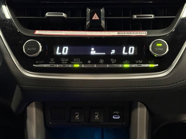 Used 2023 Toyota Corolla Cross XLE w/ Convenience Package AWD/4WD image 29