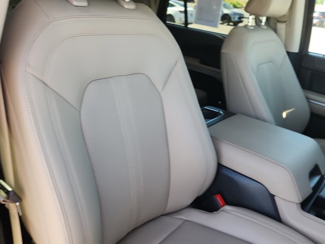 Certified 2024 Ford Expedition Limited AWD/4WD image 20