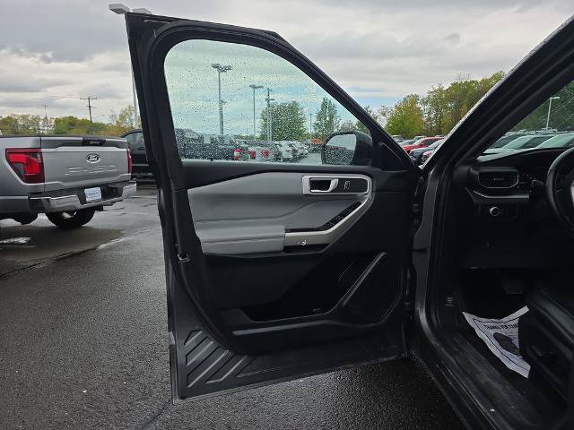 Certified 2023 Ford Explorer XLT w/ Equipment Group 202A AWD/4WD image 20