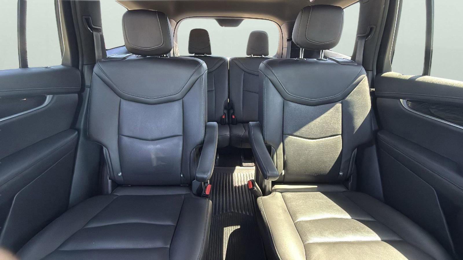 Used 2021 Cadillac XT6 Premium Luxury image 24