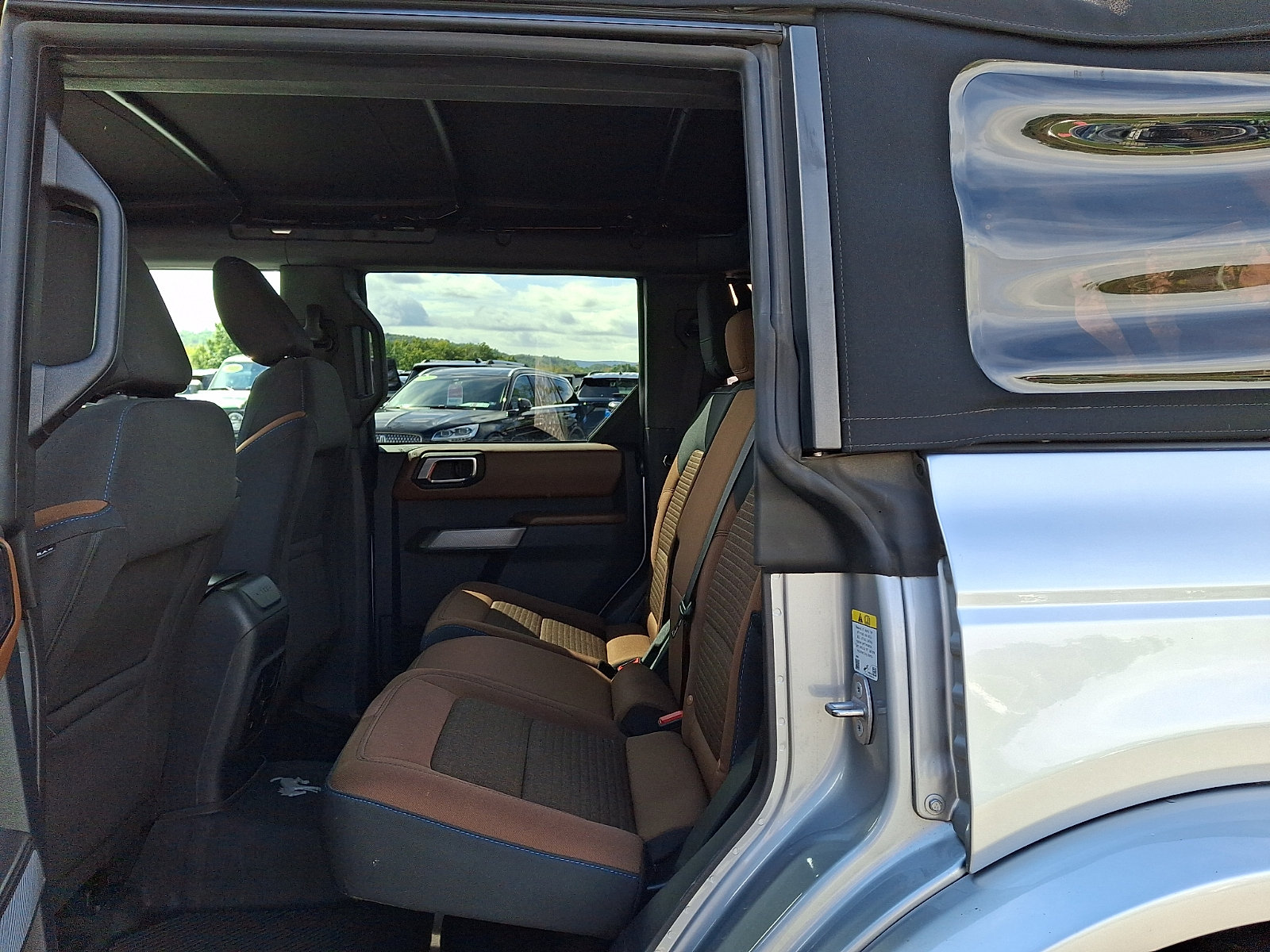 Certified 2023 Ford Bronco Outer Banks AWD/4WD image 11