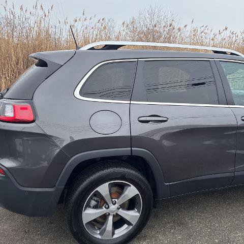 Used 2020 Jeep Cherokee Limited w/ Technology Group image 8