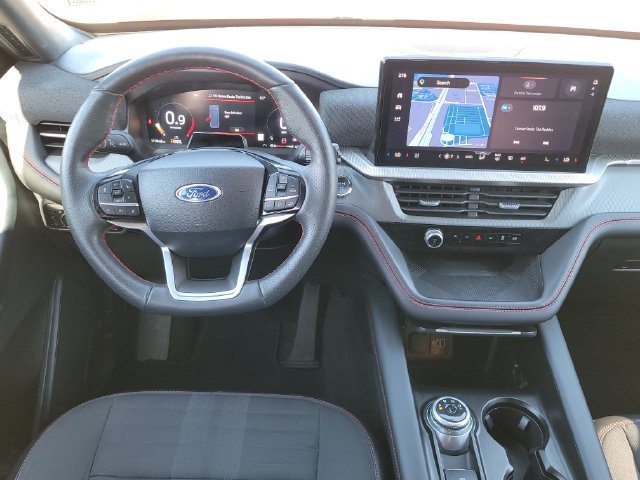 Certified 2025 Ford Explorer ST-Line w/ ST-Line Street Pack AWD/4WD image 10