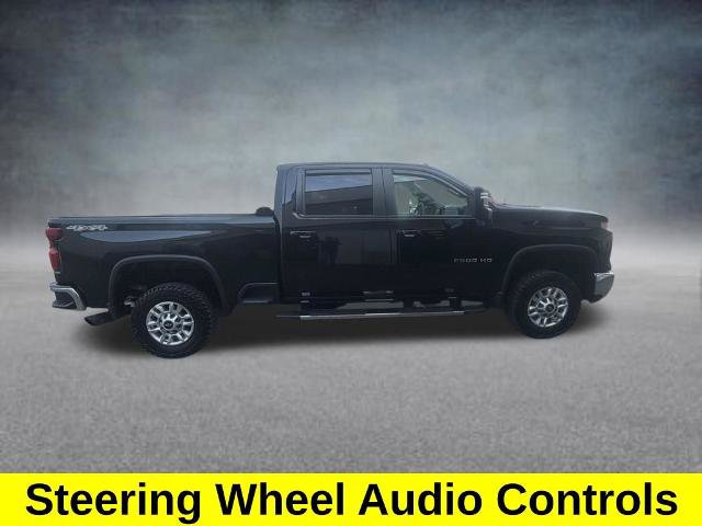 Used 2024 Chevrolet Silverado 2500 LT AWD/4WD image 7