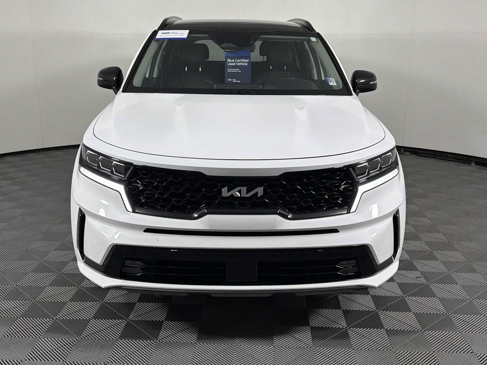 Used 2022 Kia Sorento SX FWD image 2