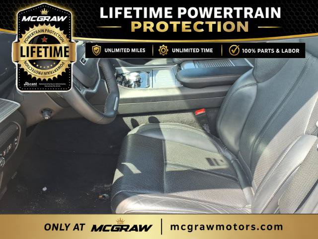 Used 2024 Jeep Wagoneer L Series II AWD/4WD image 14