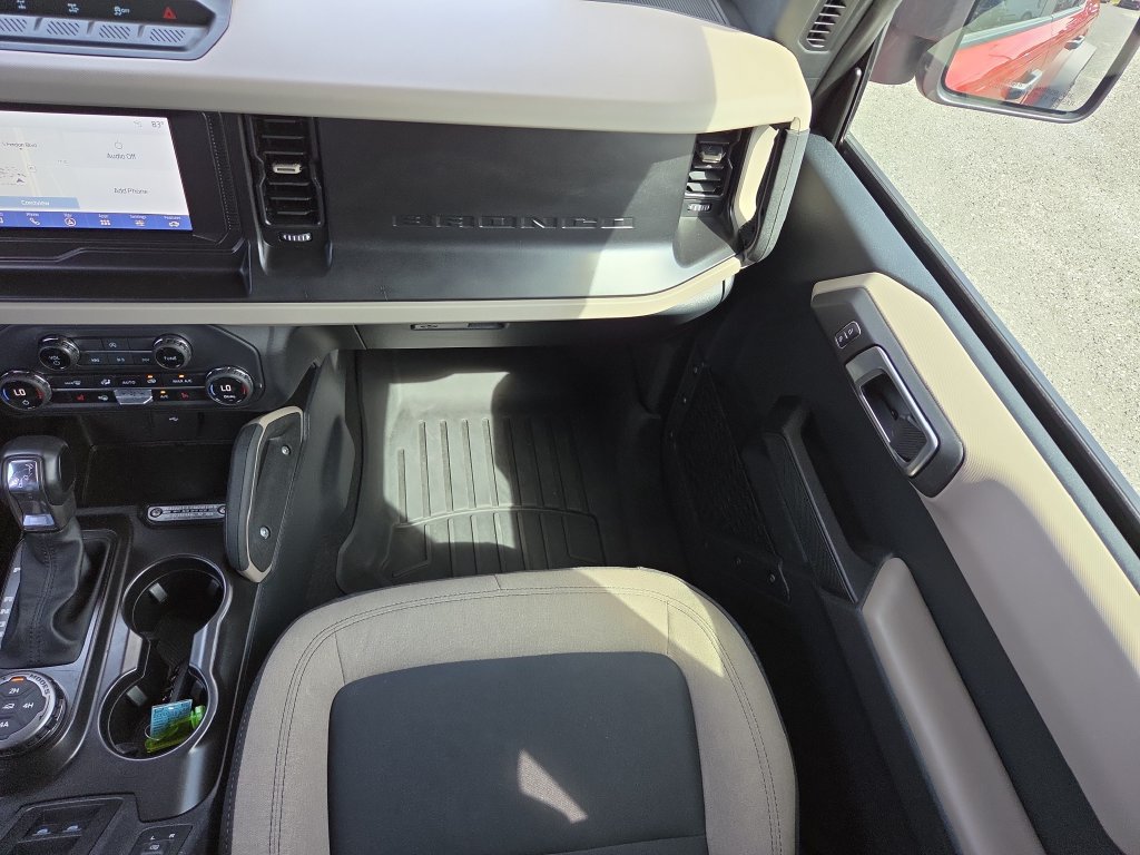 Certified 2023 Ford Bronco Big Bend w/ Sasquatch Package AWD/4WD image 17