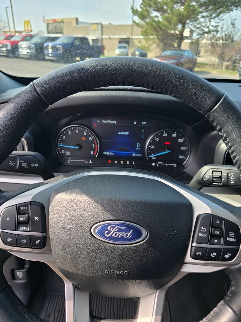 Certified 2023 Ford Explorer XLT w/ Equipment Group 202A AWD/4WD image 10