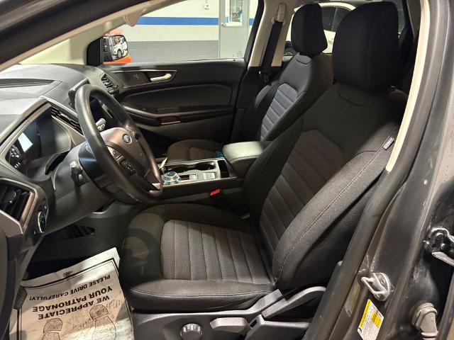 Certified 2024 Ford Edge SE w/ Black Appearance Package AWD/4WD image 12
