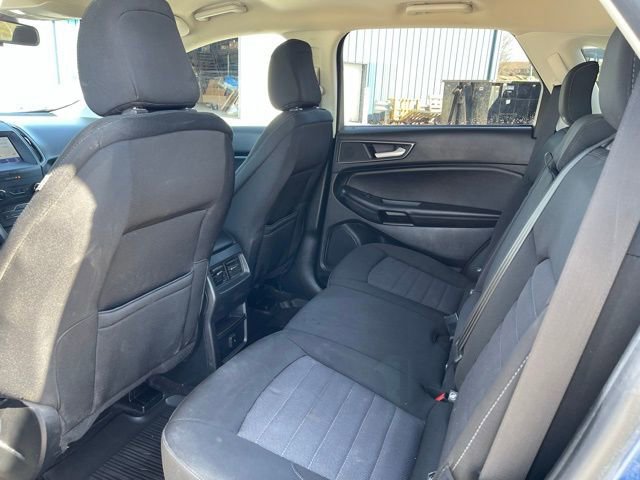 Certified 2020 Ford Edge SE image 12