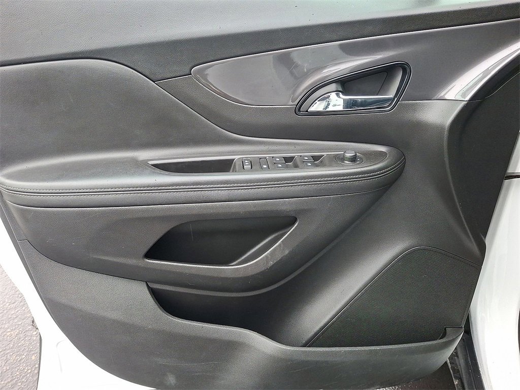 Used 2020 Buick Encore Essence image 15