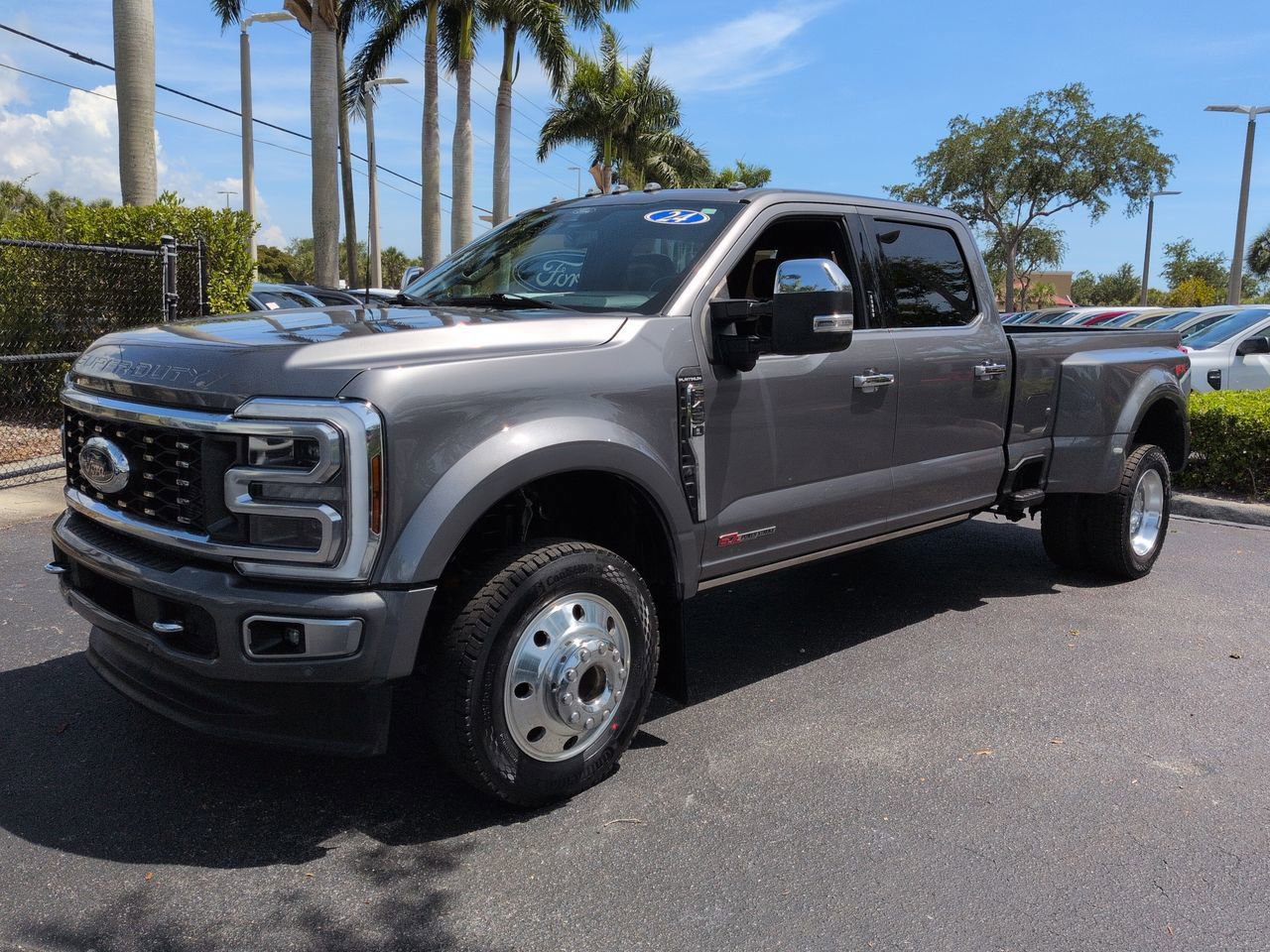 Certified 2024 Ford F450 Platinum w/ FX4 Off-Road Package AWD/4WD image 7