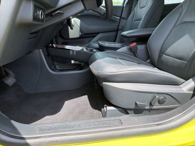 Certified 2025 Ford Mustang Mach-E Premium RWD image 15