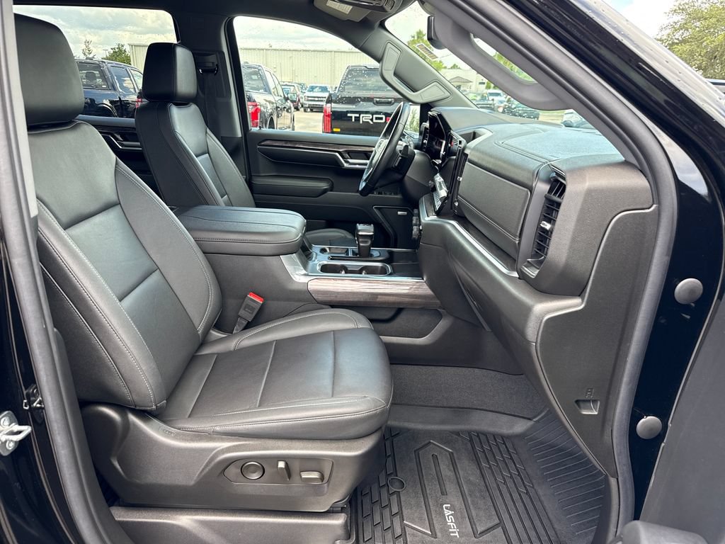 Used 2023 Chevrolet Silverado 1500 LTZ RWD image 25