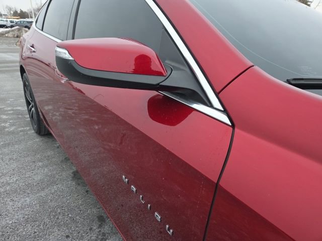 Used 2022 Chevrolet Malibu Premier image 3