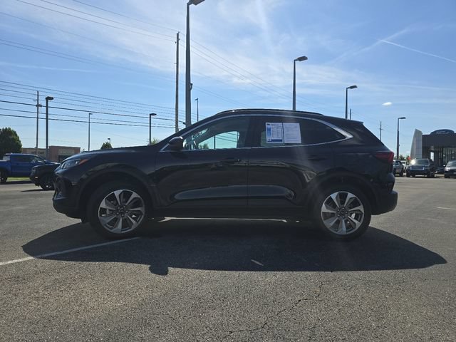 Certified 2025 Ford Escape Platinum AWD/4WD image 14