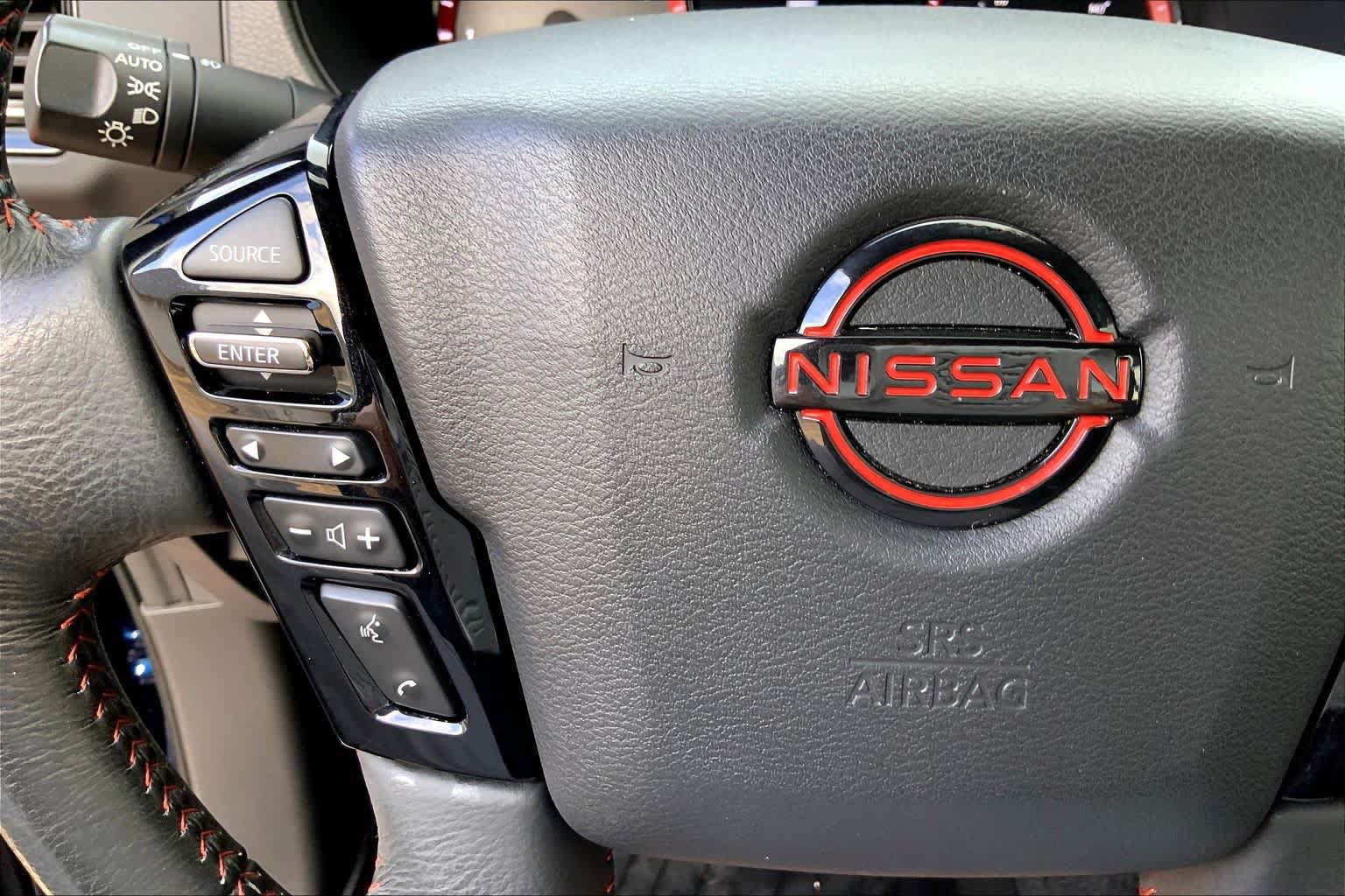 Used 2023 Nissan Frontier PRO-4X w/ Technology Package AWD/4WD image 24
