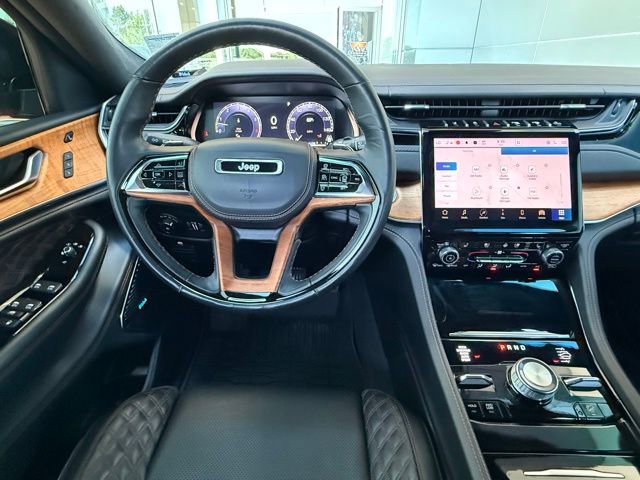 Used 2022 Jeep Grand Cherokee Summit AWD/4WD image 20