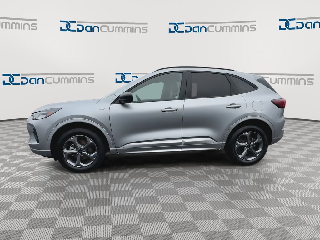 Certified 2024 Ford Escape ST-Line image 5
