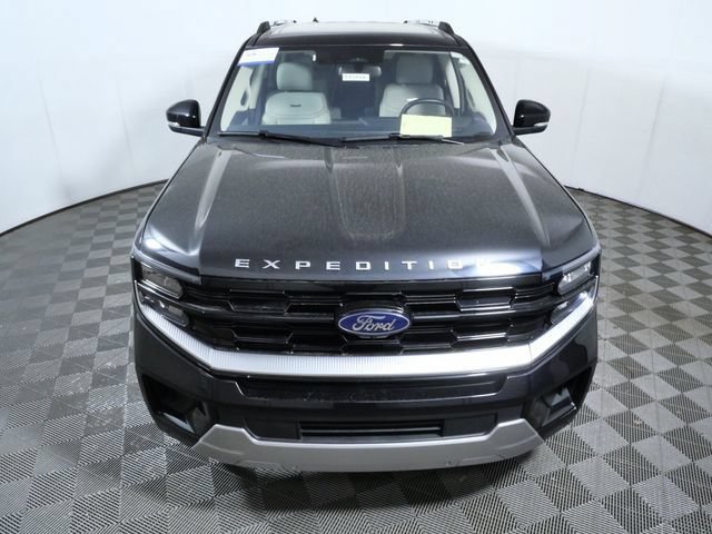 Certified 2025 Ford Expedition Max Platinum w/ Driver's Package AWD/4WD image 3