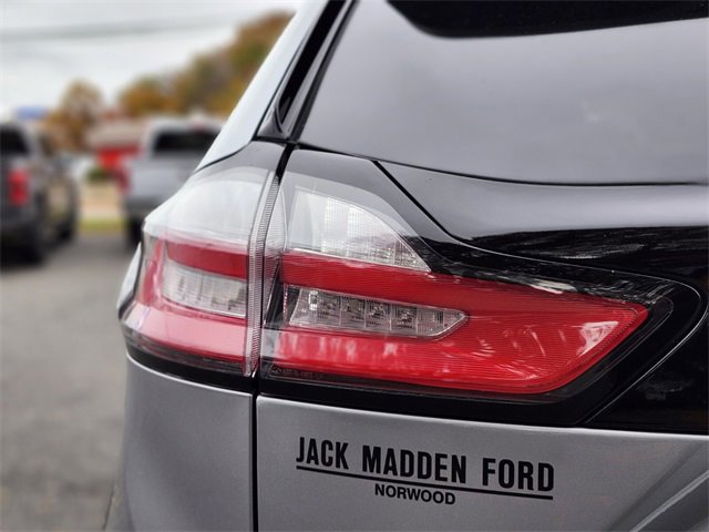 Certified 2022 Ford Edge ST-Line image 9