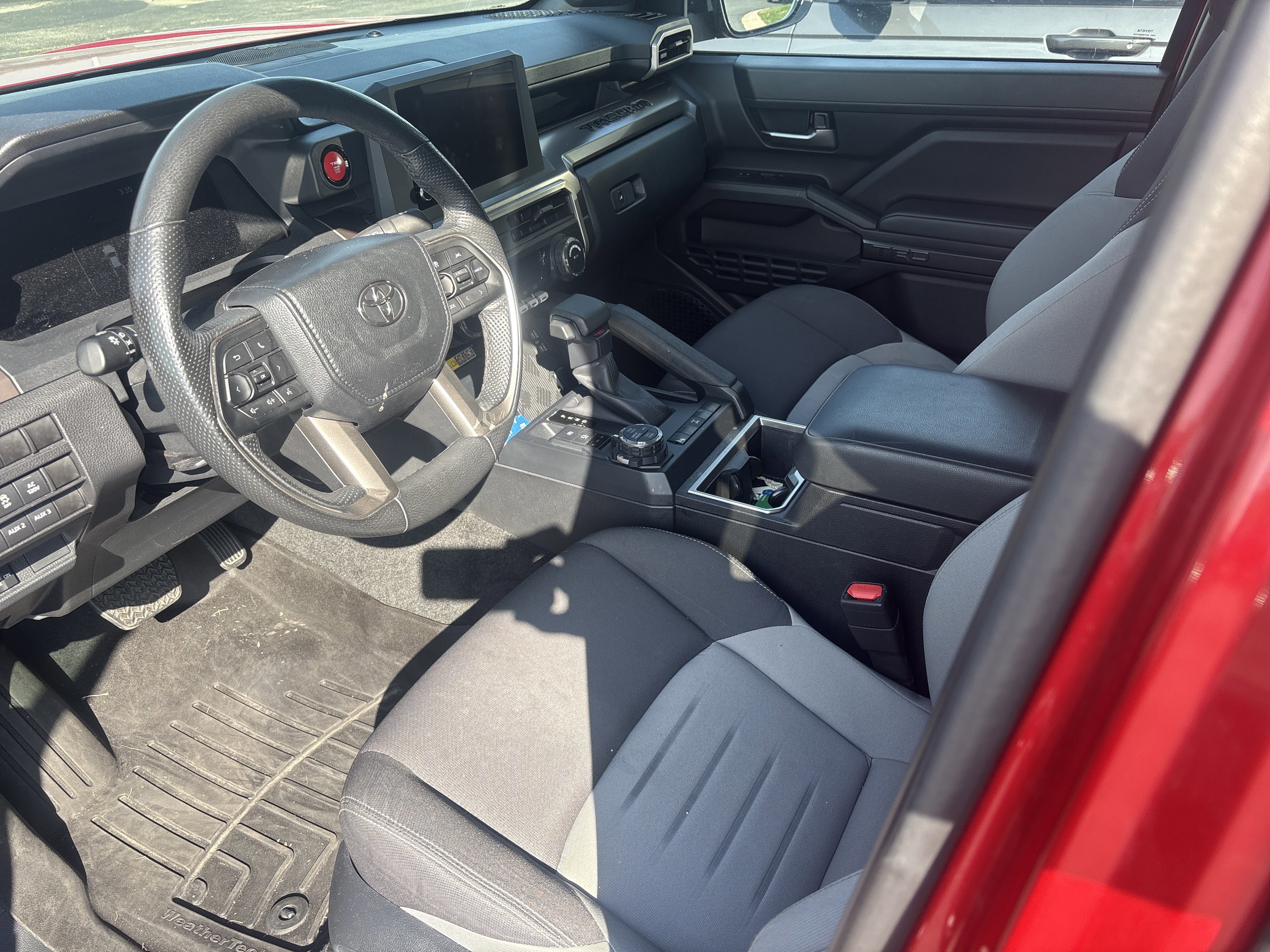 Used 2024 Toyota Tacoma TRD Off-Road image 7