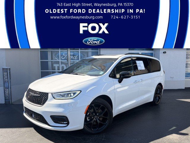 Used 2025 Chrysler Pacifica Limited