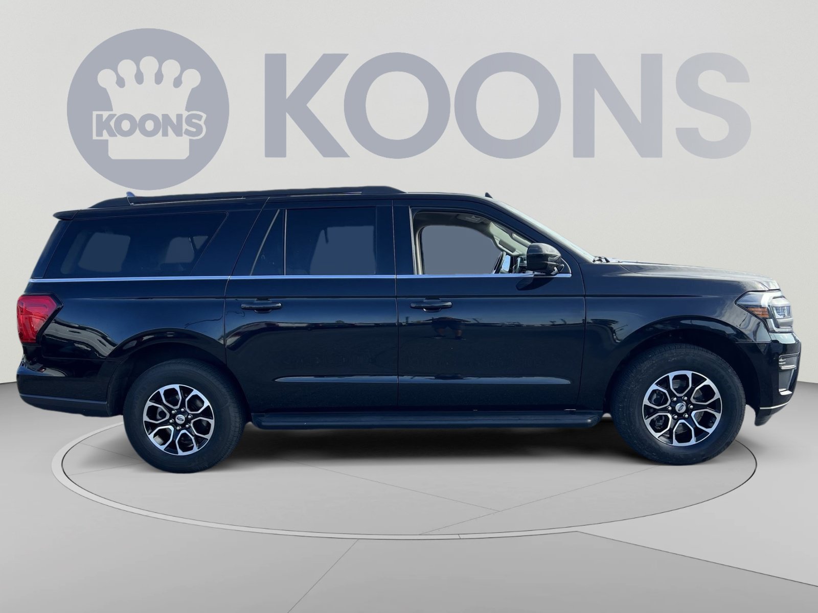 Certified 2024 Ford Expedition Max XLT RWD image 8