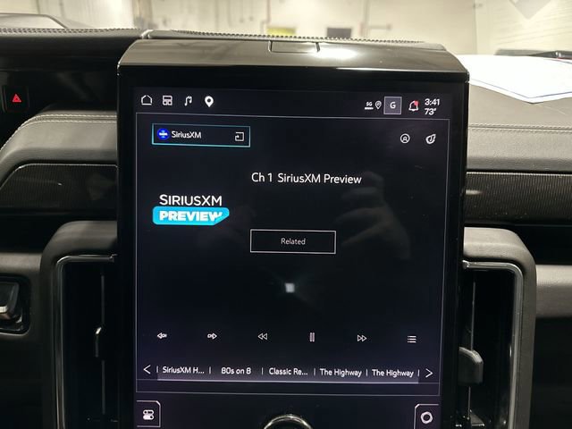 Used 2025 GMC Yukon XL Elevation w/ Elevation Premium Package image 16