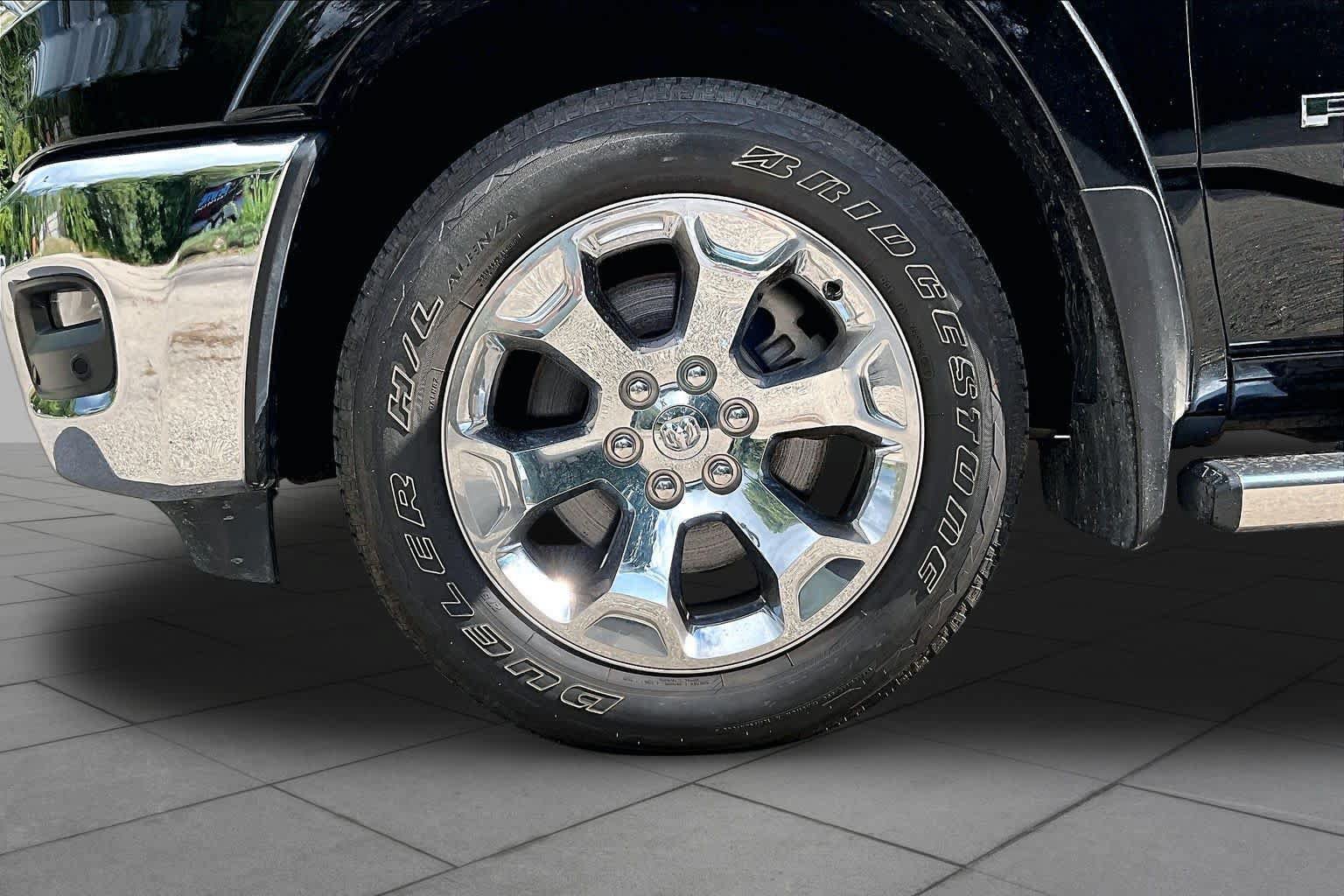 Used 2025 RAM 1500 Big Horn AWD/4WD image 10