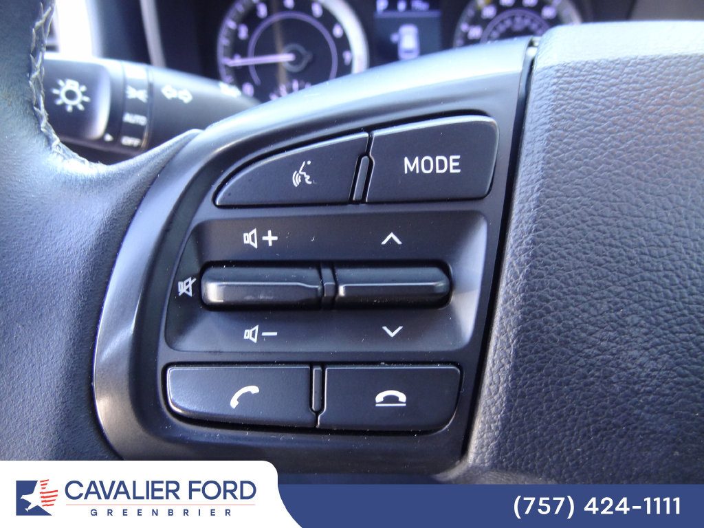 Used 2022 Hyundai Venue SEL FWD image 18