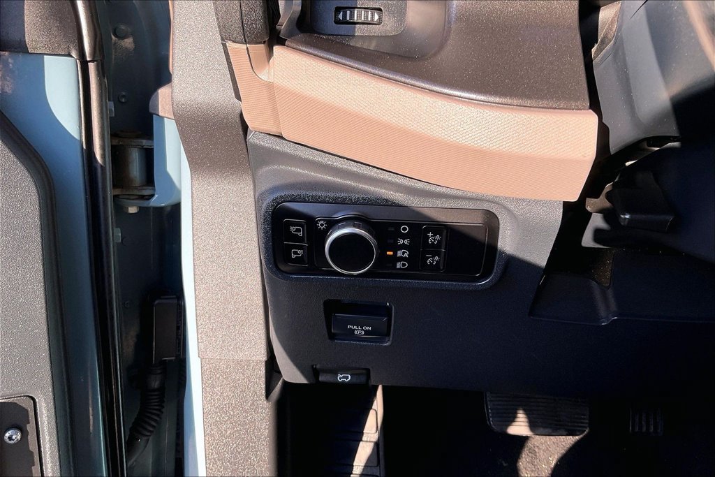 Certified 2023 Ford Bronco Wildtrak AWD/4WD image 36