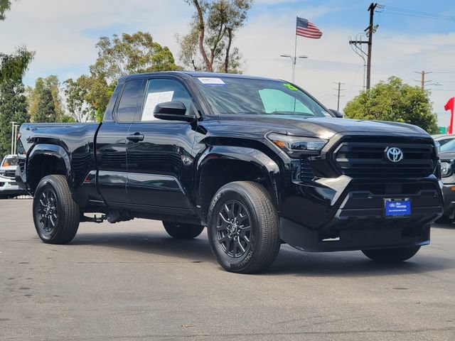 Used 2025 Toyota Tacoma SR RWD image 28