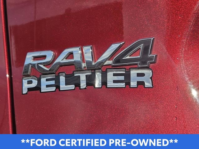 Used 2022 Toyota RAV4 XLE image 7