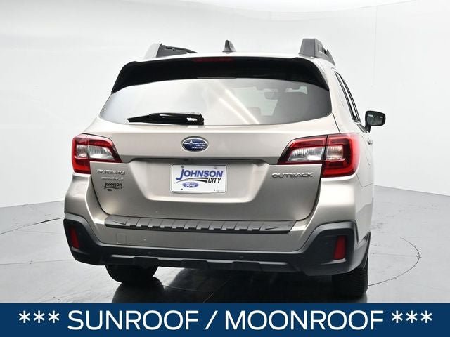 Used 2018 Subaru Outback 2.5i Limited AWD/4WD image 8