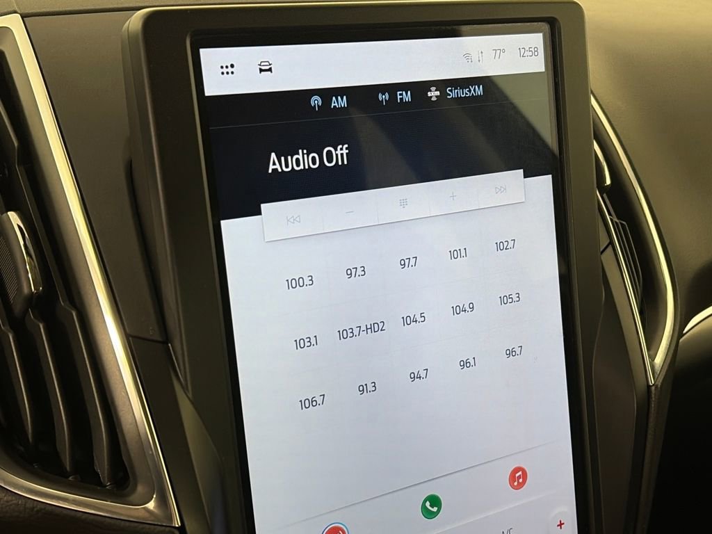 Certified 2024 Ford Edge Titanium image 19