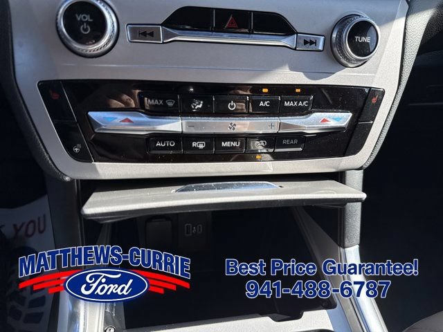 Certified 2022 Ford Explorer XLT w/ Equipment Group 202A RWD image 21