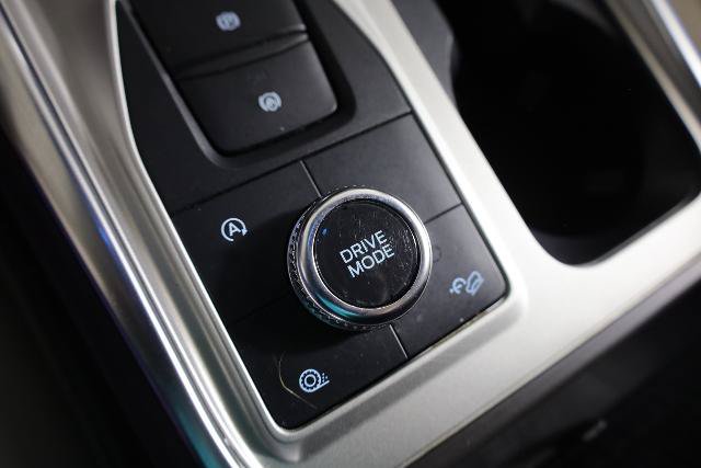 Certified 2023 Ford Explorer Platinum w/ Premium Technology Package AWD/4WD image 27