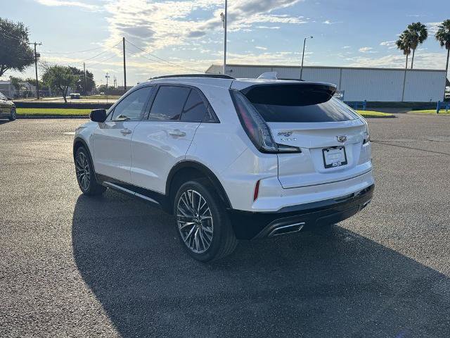Used 2024 Cadillac XT4 Sport image 3
