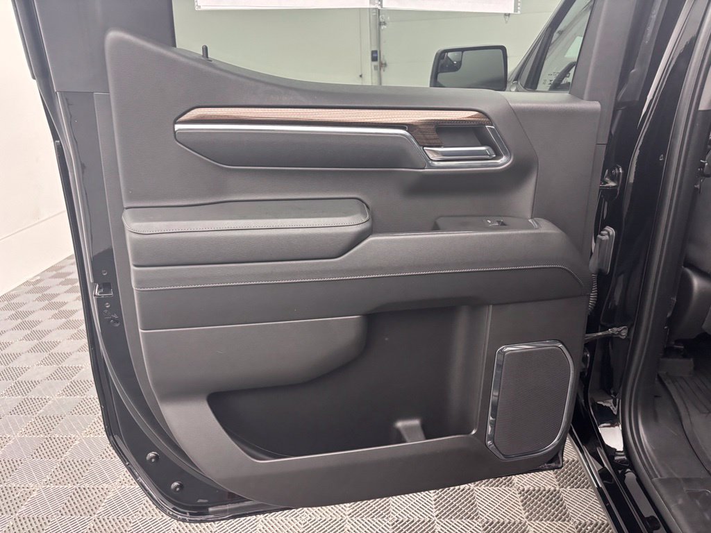 Used 2024 Chevrolet Silverado 1500 LT Trail Boss AWD/4WD image 29