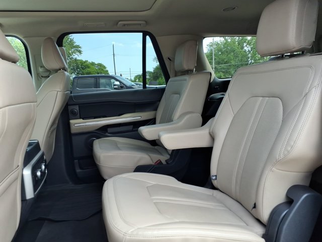 Certified 2024 Ford Expedition Max Limited AWD/4WD image 7
