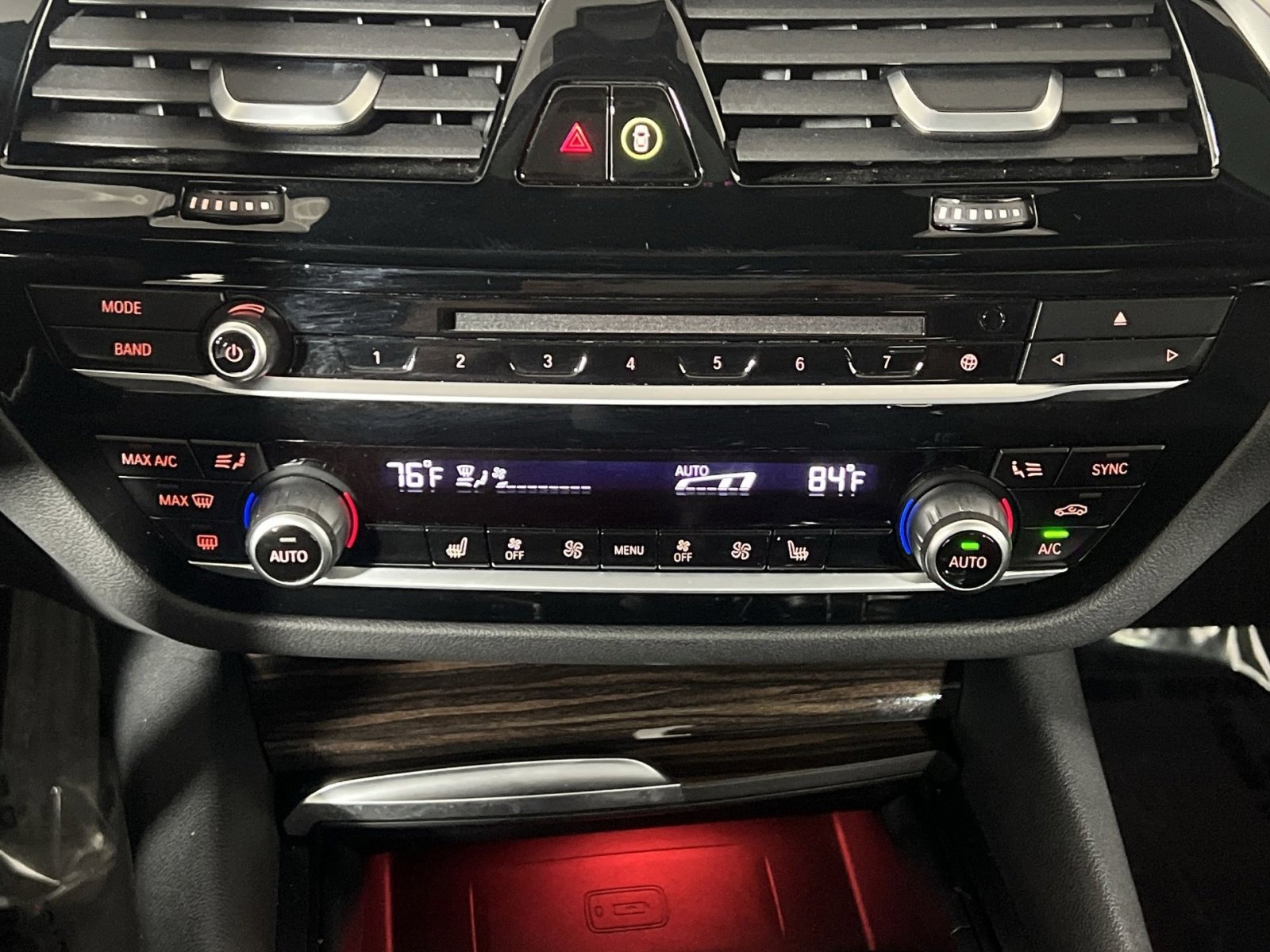 Used 2019 BMW 540i xDrive w/ Premium Package image 19