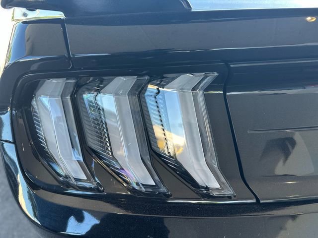 Certified 2019 Ford Mustang GT Premium w/ GT Performance Package RWD image 26