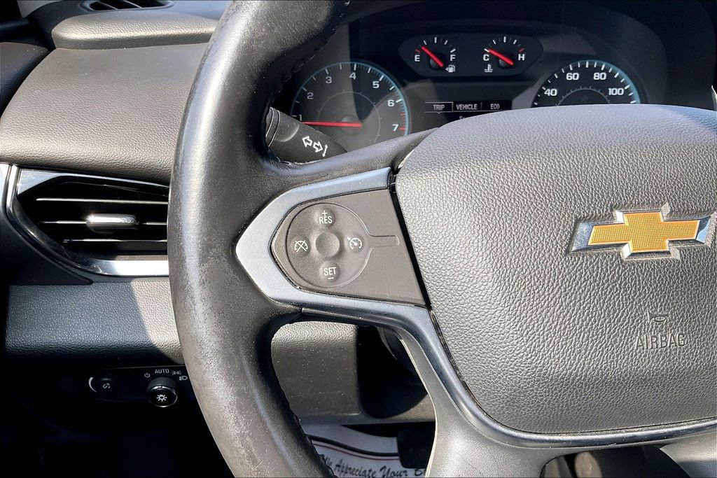 Used 2020 Chevrolet Traverse LT FWD image 18