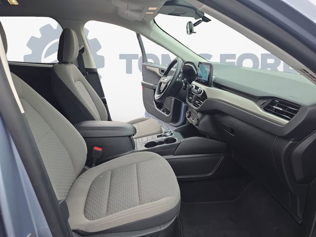 Certified 2022 Ford Escape SE w/ SE Sport Appearance Package AWD/4WD image 17